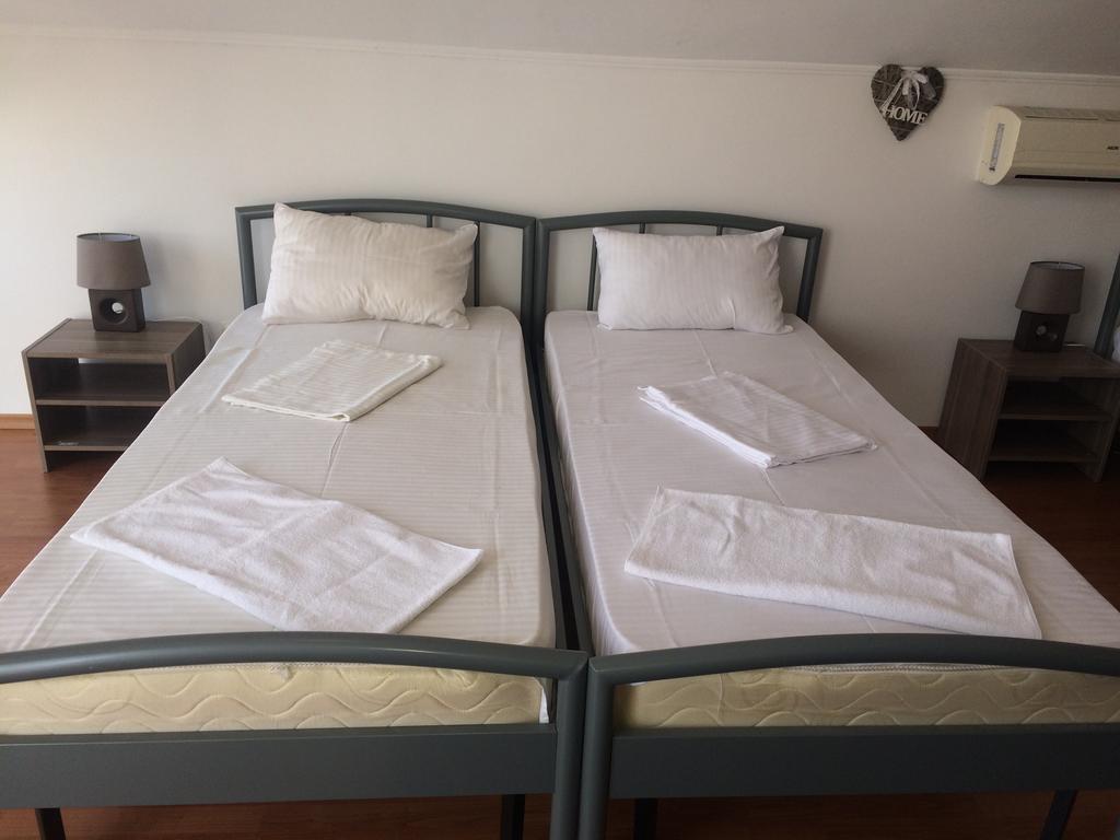 Hotel Casa Julius Constanţa Esterno foto
