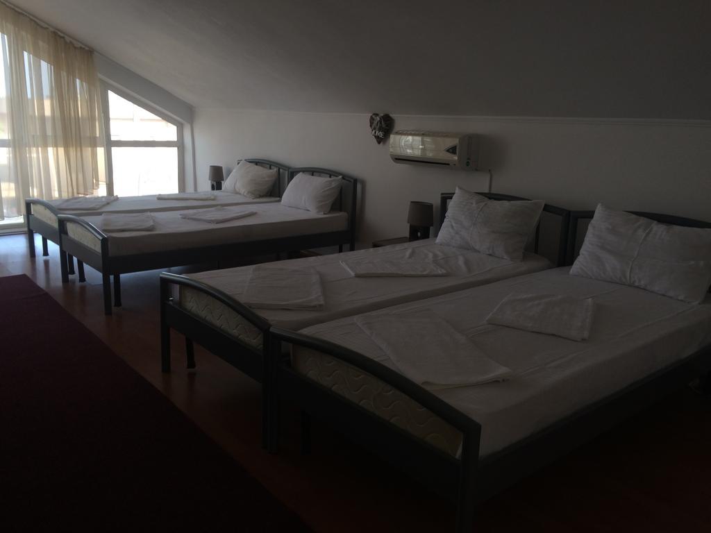 Hotel Casa Julius Constanţa Esterno foto