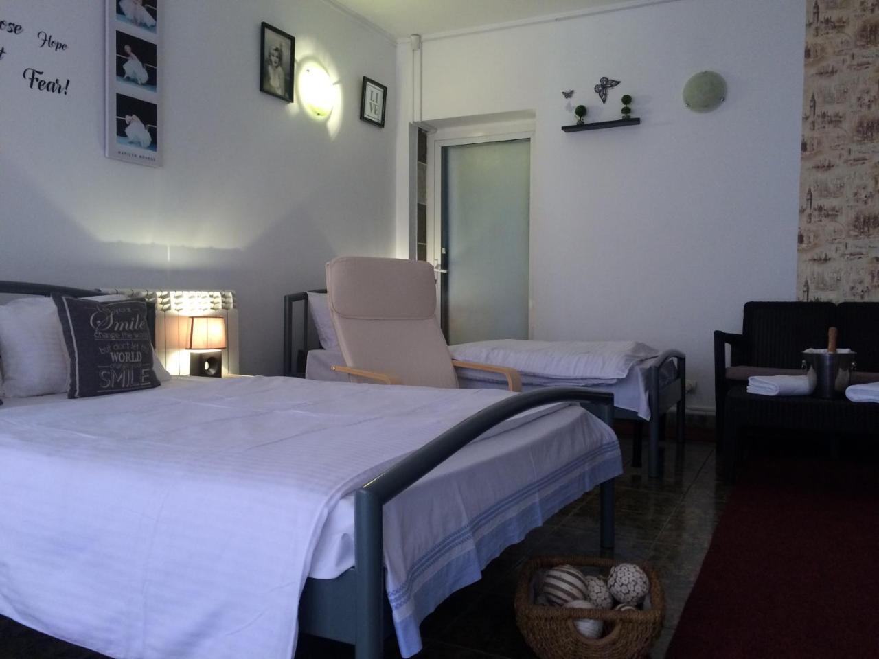 Hotel Casa Julius Constanţa Esterno foto